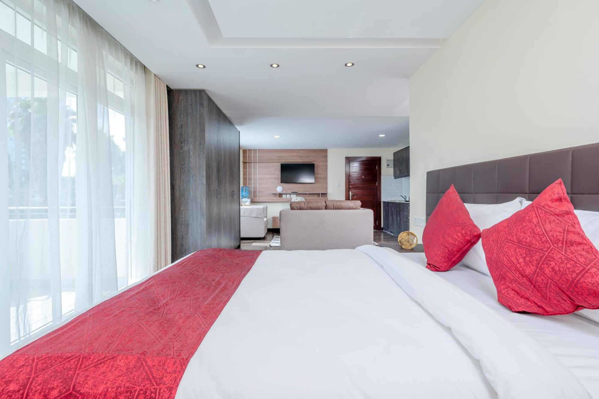 Roma Court Serviced Apartments Nairobi Buitenkant foto