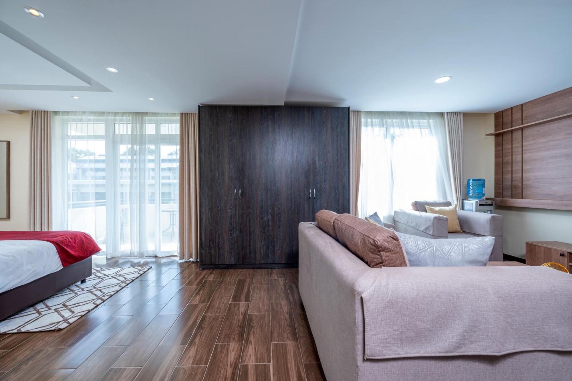 Roma Court Serviced Apartments Nairobi Buitenkant foto