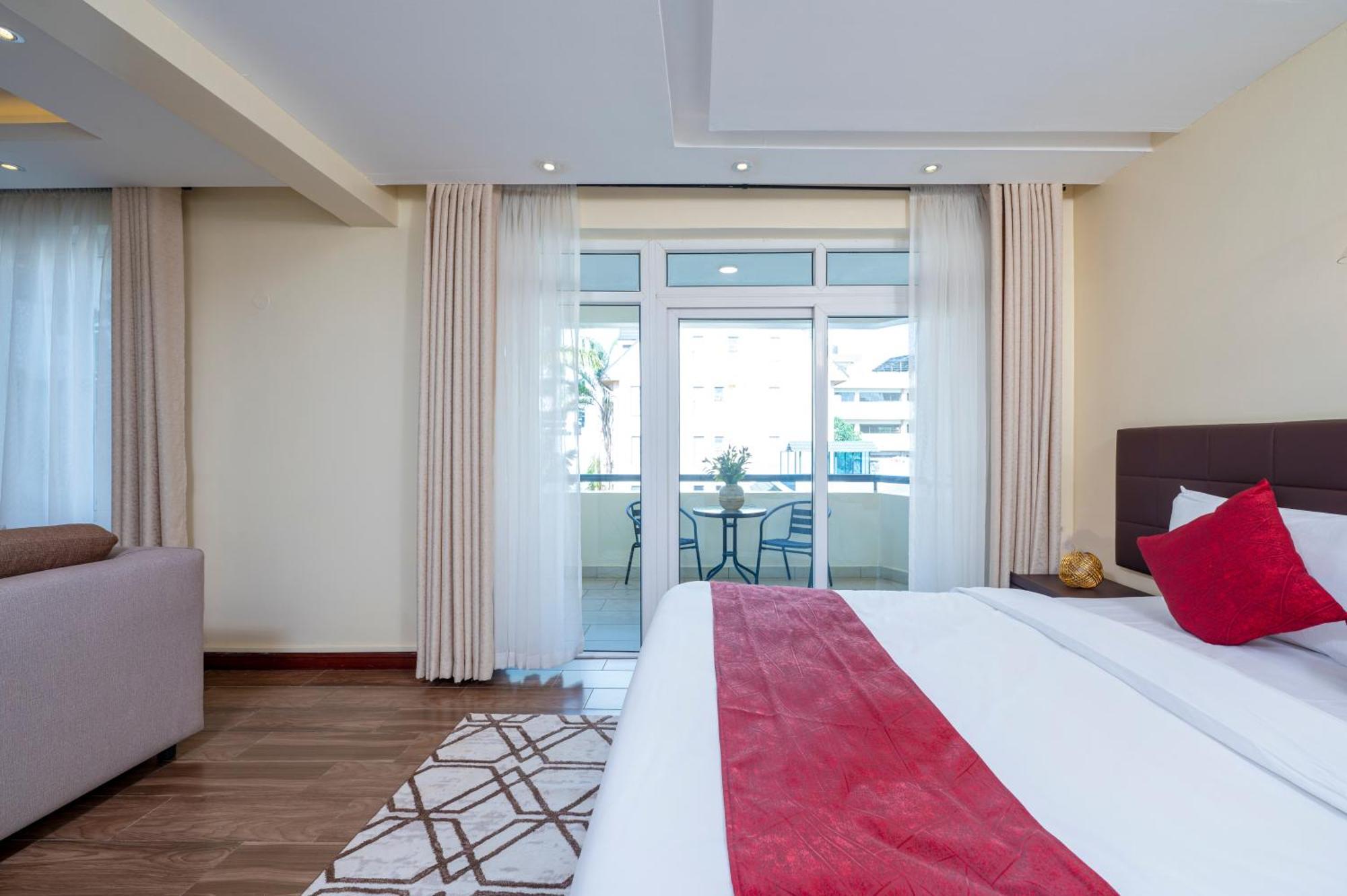 Roma Court Serviced Apartments Nairobi Buitenkant foto