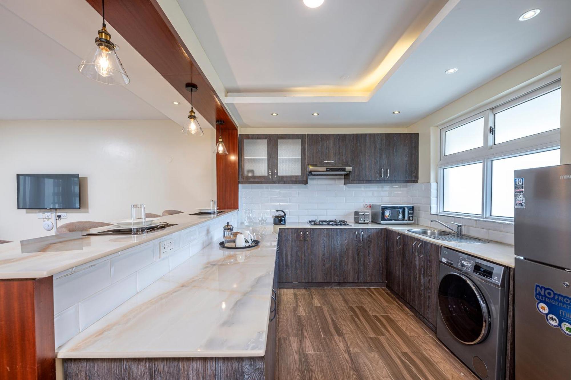 Roma Court Serviced Apartments Nairobi Buitenkant foto