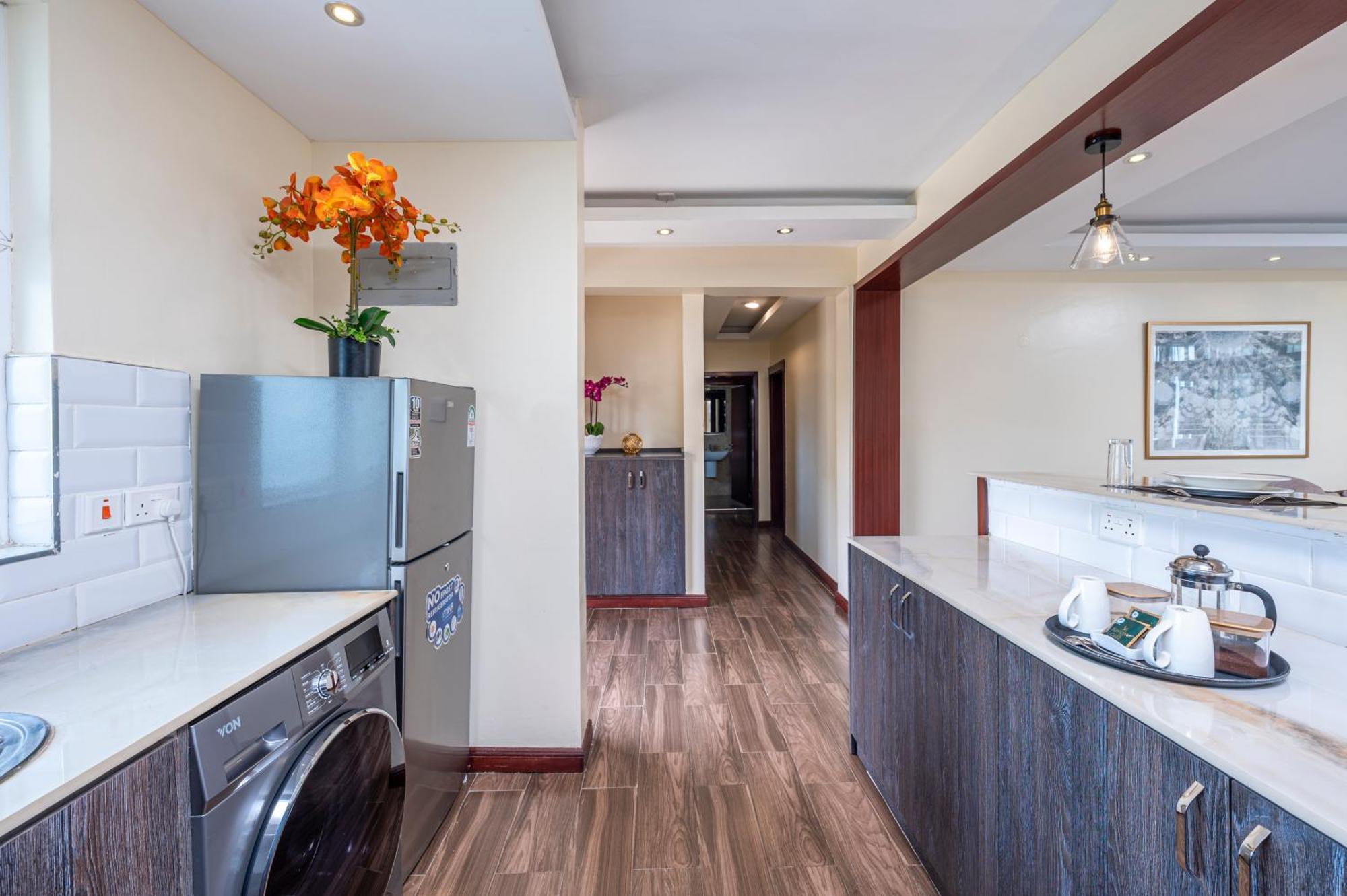 Roma Court Serviced Apartments Nairobi Buitenkant foto